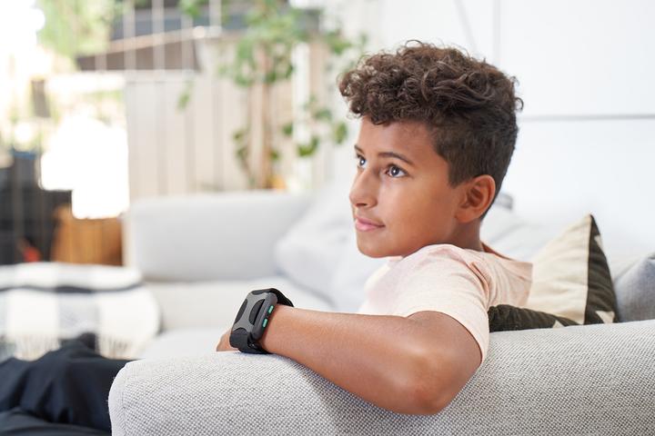 Azle: The Apollo Wearable’s Positive Impact on Your Child’s Focus and Concentration
